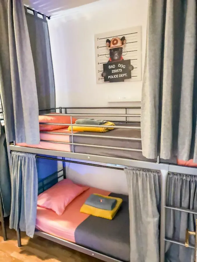 Live Lisboa Hostel 0*,