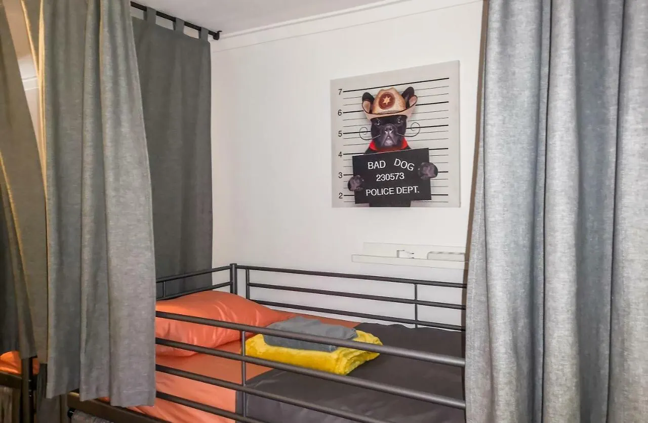 Live Lisboa Hostel 0*, Lisbon Portugal